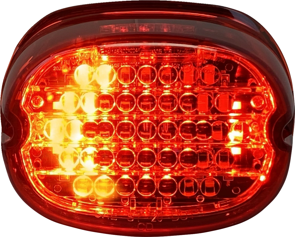 https://asset.lemansnet.com/media/edge/E/3/D/E3D258E9-E5CD-4590-924B-58C5133567FC.png